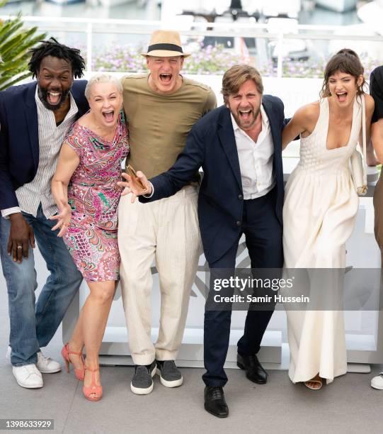 Jean-Christophe Folly, Vicki Berlin, Woody Harrelson, Director Ruben Ostlund and Charlbi Dean Kreik attend the photocall for "Triangle Of Sadness"...