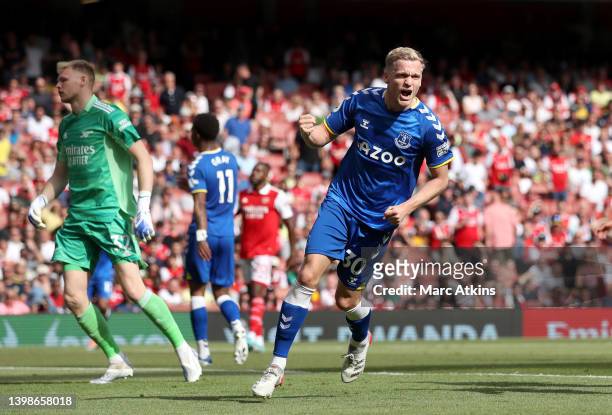 Donny van de Beek of Everton celebrates after scoring their team's first goal during the Premier League match between Arsenal and Everton at Emirates...