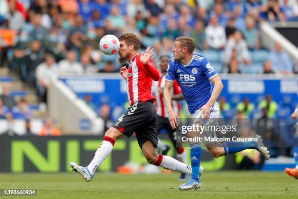 Jamie Vardy of Leicester City forces a mistake from Lyanco of Southampton in the build up to the first goal during the Premier League match between...