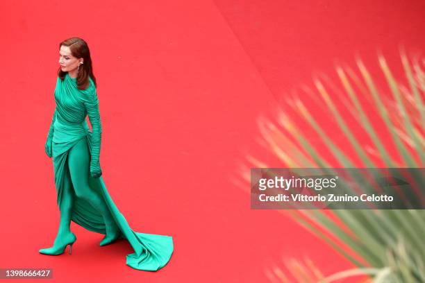 Isabelle Huppert attends the screening of "Forever Young " during the 75th annual Cannes film festival at Palais des Festivals on May 22, 2022 in...