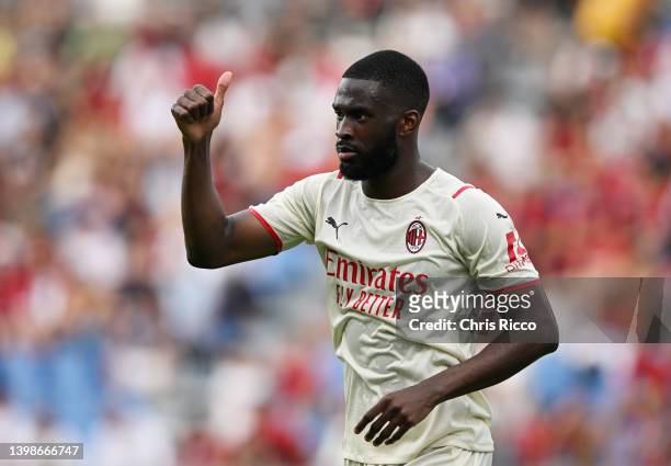 Franck Kessie of AC Milan reacts after scoring their side's third goal during the Serie A match between US Sassuolo and AC Milan at Mapei Stadium -...