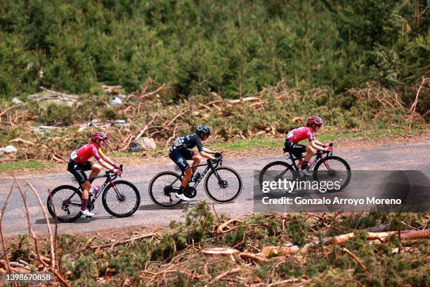 Demi Vollering of Netherlands and Team SD Worx, Juliette Labous of France and Team DSM and Niamh Fisher-Black of New Zealand and Team SD Worx compete...