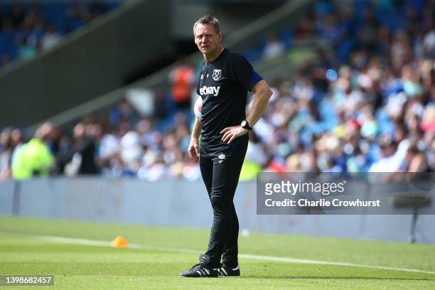 West Ham coach Stuart Pearce during the Premier League match between Brighton & Hove Albion and West Ham United at American Express Community Stadium...