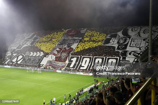 Salernitana supporters with their choreography during the Serie A match between US Salernitana and Udinese Calcio at Stadio Arechi on May 22, 2022 in...