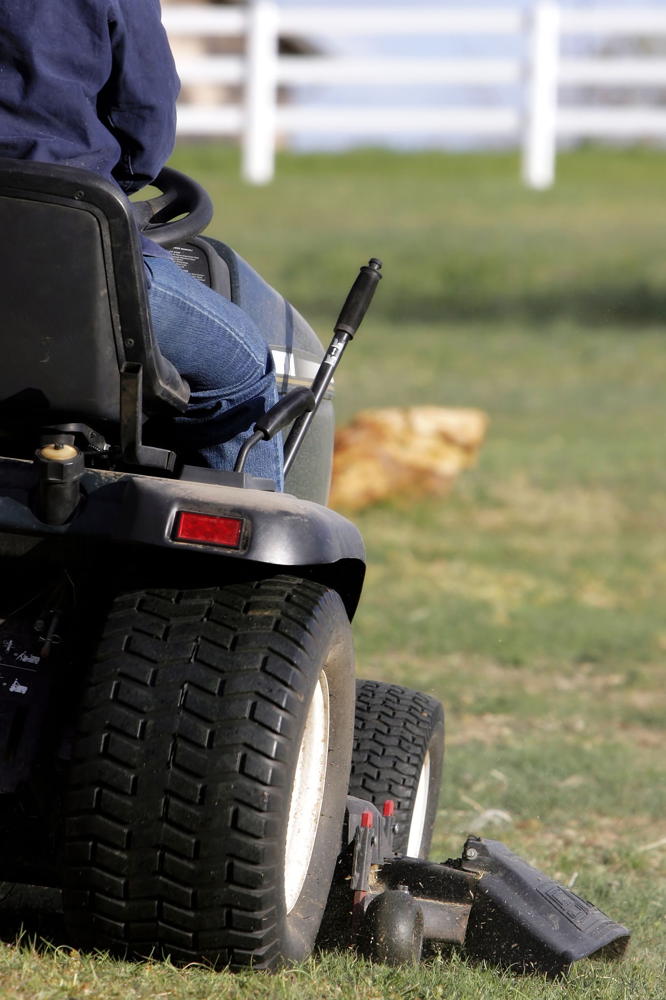 lawn care Rogers