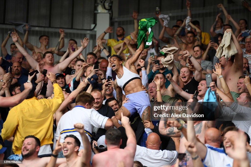 Brentford v Leeds United - Premier League