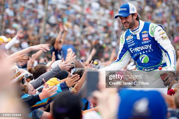 Hottest Racing Fans 2,620 Welcome Race Fans Stock Photos, High-Res Pictures, and Images ...