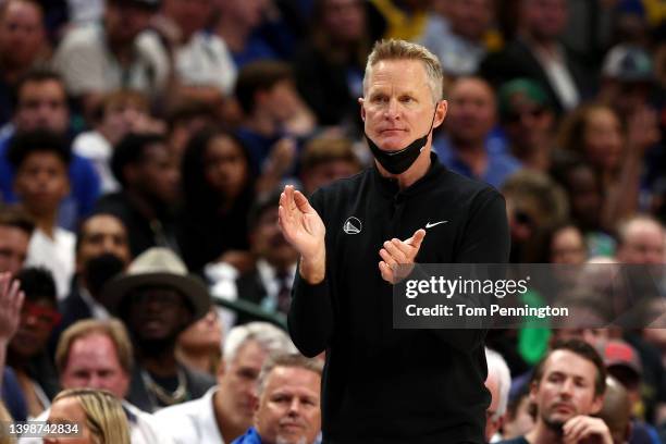 Head coach Steve Kerr of the Golden State Warriors reacts to a play during the fourth quarter against the Dallas Mavericks in Game Three of the 2022...