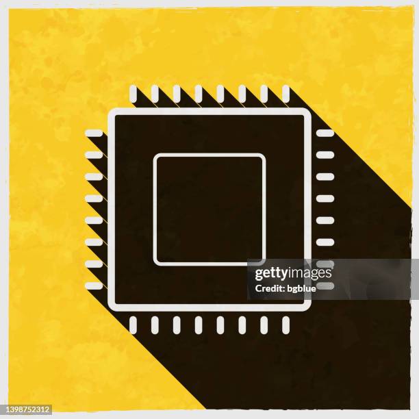 illustrations, cliparts, dessins animés et icônes de micropuce. icône avec une ombre longue sur fond jaune texturé - carte mère