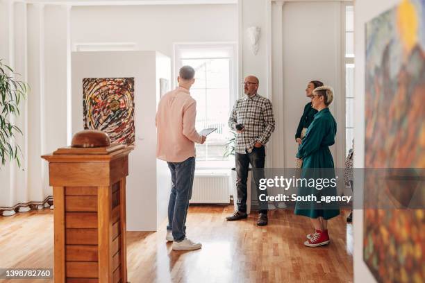 art gallery - gallery opening stock pictures, royalty-free photos & images