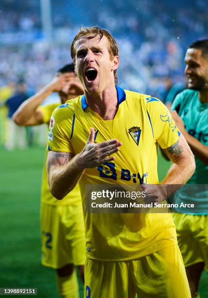 Alex Fernandez of Cadiz CF celebrate following the LaLiga Santander match between Deportivo Alaves and Cadiz CF at Estadio de Mendizorroza on May 22,...