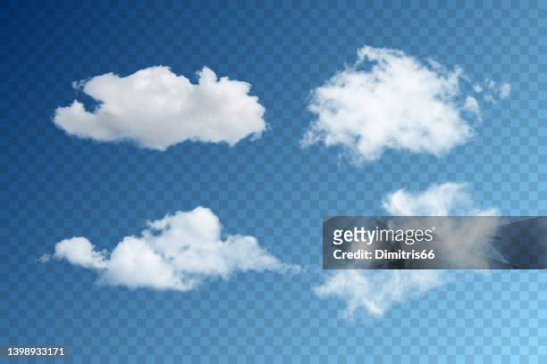 satz realistischer vektorwolken auf transparentem hintergrund - völlig lichtdurchlässig stock-grafiken, -clipart, -cartoons und -symbole