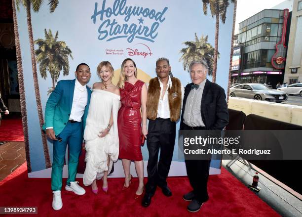 Elijah Richardson, Grace VanderWaal, Judy Greer, Julia Hart, Tyrel Jackson Williams and Judd Hirsch attend the 'Hollywood Stargirl' premiere at El...