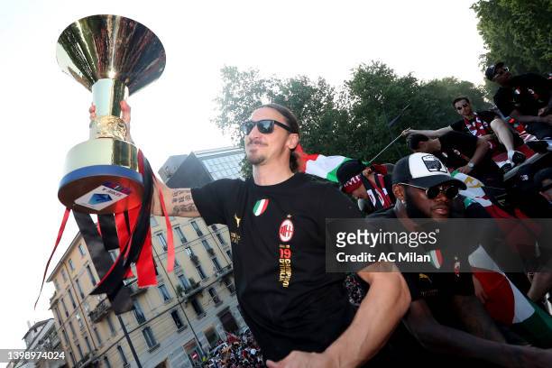 Zlatan Ibrahimovic of AC Milan celebrates during the Serie A Victory Parade on May 23, 2022 in Milan, Italy.
