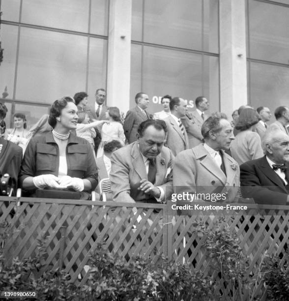 Om Habibeh, Edward G. Robinson et Jean Cocteau au Festival de Cannes, en avril 1953.