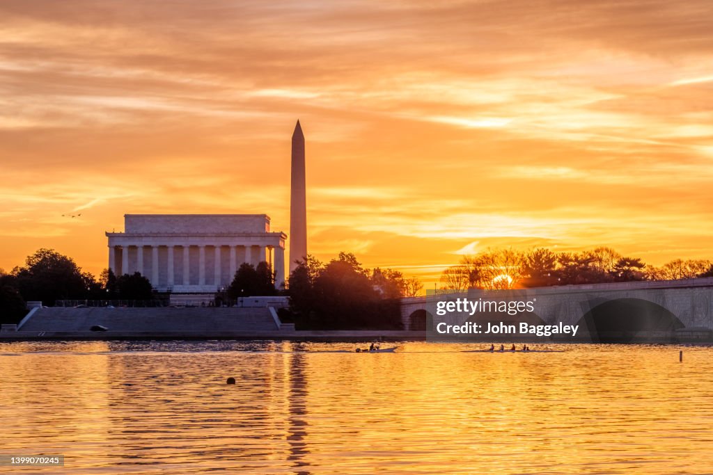 Sunrise on the Potomac