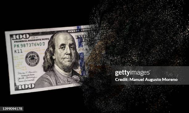 vanishing 100 us dollar bill - american one hundred dollar bill stockfoto's en -beelden