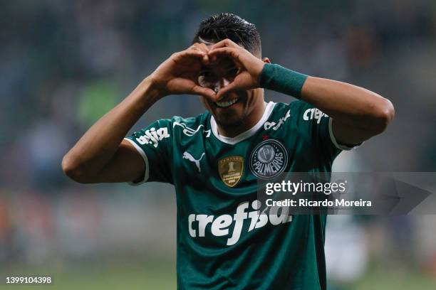 Rony of Palmeiras celebrates after scoring the third goal of his team during a match between Palmeiras and Deportivo Tachira as part of Group A of...