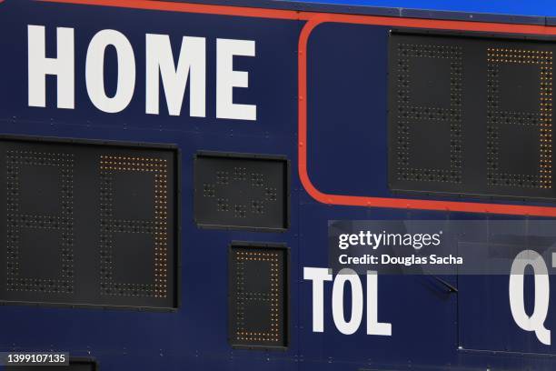 Large Scoreboard Numbers 1,598 Scoreboard Numbers Stock Photos, High-Res Pictures, and Images ...