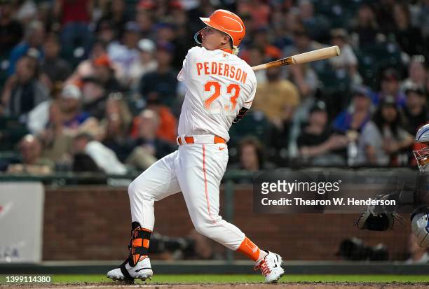Joc Pederson of the San Francisco Giants hits a two-run home run against the New York Mets in the bottom of the fifth inning at Oracle Park on May...