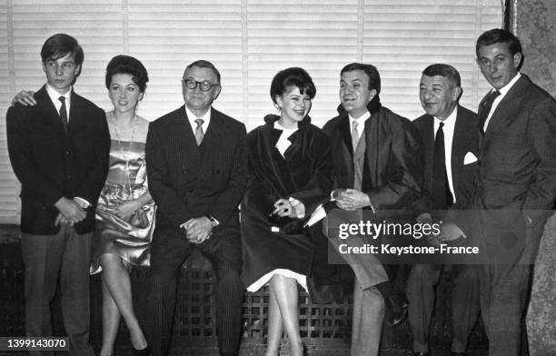 Jean-Pierre Léaud, Betty Beckers, Julien Duvivier, Monique Brienne, Pierre Mondy, Robert Dalban et Jacques Duby à la célébration de l'avant-première...