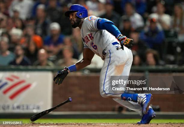 Starling Marte of the New York Mets bats against the San Francisco Giants in the top of the eighth inning at Oracle Park on May 24, 2022 in San...