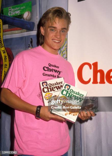 Chad Allen at the Quaker Chewy Granola Bars 'Lunch Box Brigade' Unveil Latest Lunch Box Packing Trends, Westside Pavilion , West Los Angeles.