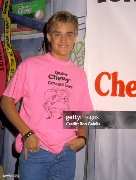 Chad Allen at the Quaker Chewy Granola Bars 'Lunch Box Brigade' Unveil Latest Lunch Box Packing Trends, Westside Pavilion , West Los Angeles.