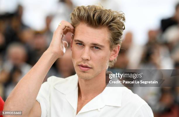 Austin Butler attends the photocall for "Elvis" during the 75th annual Cannes film festival at Palais des Festivals on May 26, 2022 in Cannes, France.