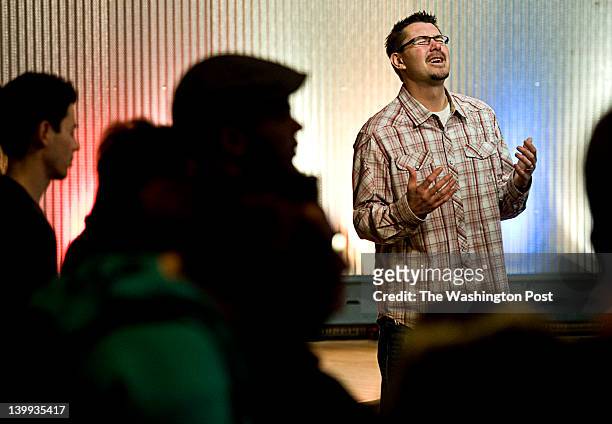 January, 31:Mark Batterson leads a prayer at the conclusion of a 21-day prayer vigil at Ebenzers Coffeehouse Tuesday January 31, 2012 in Washington,...