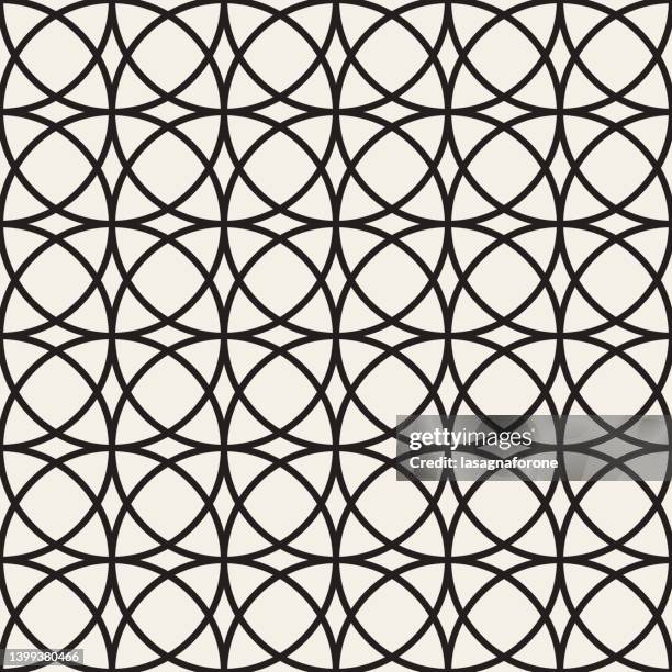 Pattern Lock Circle Pattern 396 Interlocking Circle Pattern High Res Illustrations - Getty Images