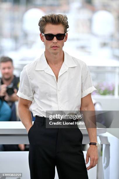 Austin Butler attends the photocall for "Elvis" during the 75th annual Cannes film festival at Palais des Festivals on May 26, 2022 in Cannes, France.