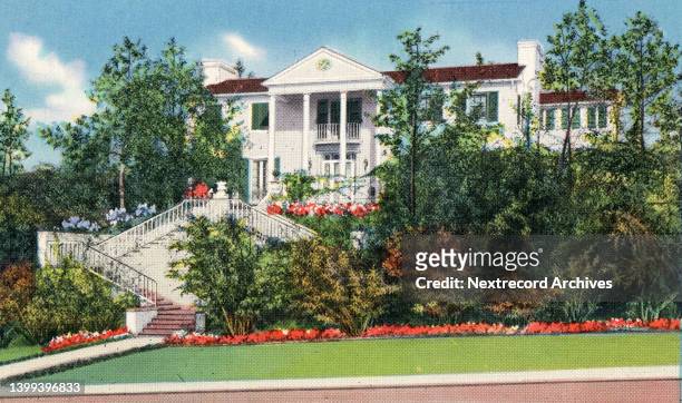 Vintage souvenir postcard published ca 1941 from the Homes of Movie Stars in California series, depicting bungalows, mansions and grand estates of...