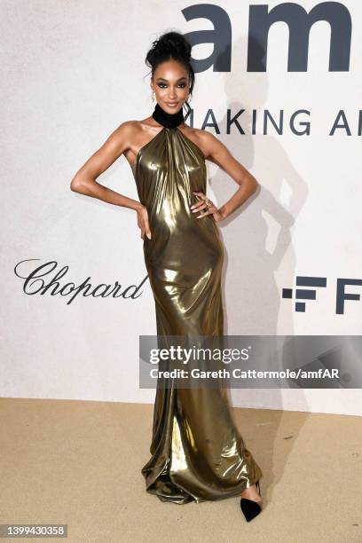 Jourdan Dunn attending amfAR Gala Cannes 2022 at Hotel du Cap-Eden-Roc on May 26, 2022 in Cap d'Antibes, France.