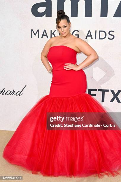 Ashley Graham attending amfAR Gala Cannes 2022 at Hotel du Cap-Eden-Roc on May 26, 2022 in Cap d'Antibes, France.