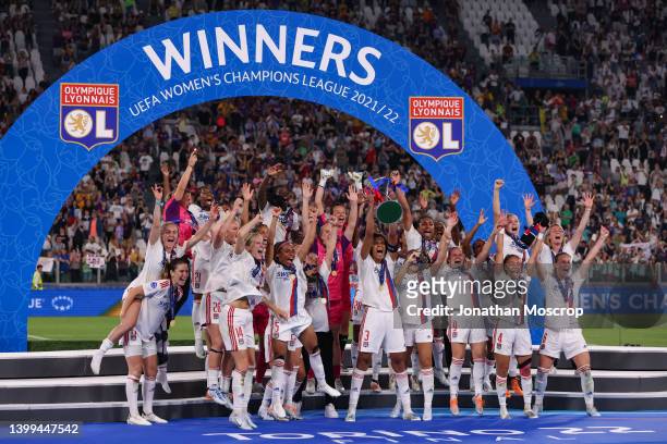 The Olympique Lyonnais team celebrates as captain Wendie Renard lifts the trophy following the 3-1 victory in the UEFA Women's Champions League final...