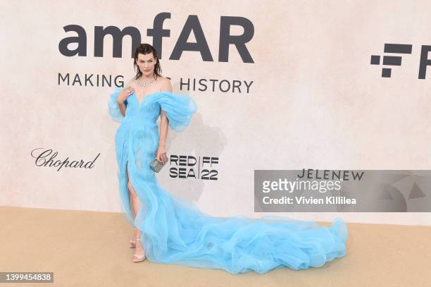 Milla Jovovich attends the amfAR Cannes Gala 2022 at Hotel du Cap-Eden-Roc on May 26, 2022 in Cap d'Antibes, France.