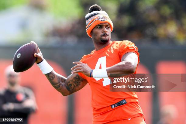 Deshaun Watson of the Cleveland Browns throws a pass during Browns OTAs at CrossCountry Mortgage Campus on May 25, 2022 in Berea, Ohio.