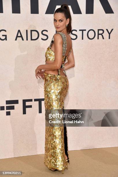 Izabel Goulart attends the amfAR Gala Cannes 2022 at Hotel du Cap-Eden-Roc on May 26, 2022 in Cap d'Antibes, France.