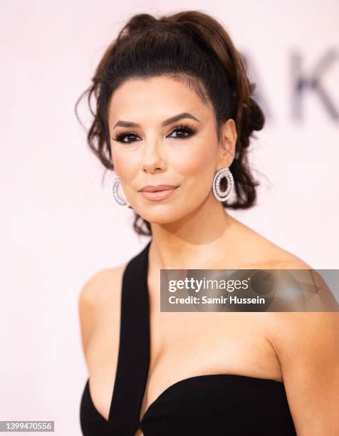 Eva Longoria attends amfAR Gala Cannes 2022 at Hotel du Cap-Eden-Roc on May 26, 2022 in Cap d'Antibes, France.at Hotel du Cap-Eden-Roc on May 26,...