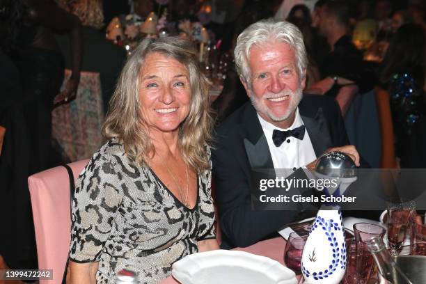 Irmelin Indenbirken and David Ward during the amfAR Cannes Gala 2022 at Hotel du Cap-Eden-Roc on May 26, 2022 in Cap d'Antibes, France.
