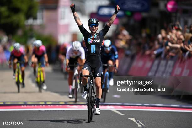 Lorena Wiebes of Netherlands and Team DSM celebrates at finish line as stage winner during the 5th RideLondon Classique 2022 - Stage 1 a 136,5km...