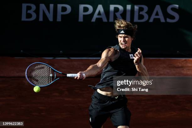 Alexander Zverev of Germany plays a forehand in the Men's Singles Third Round match against Brandon Nakashima of The United States during Day Six of...