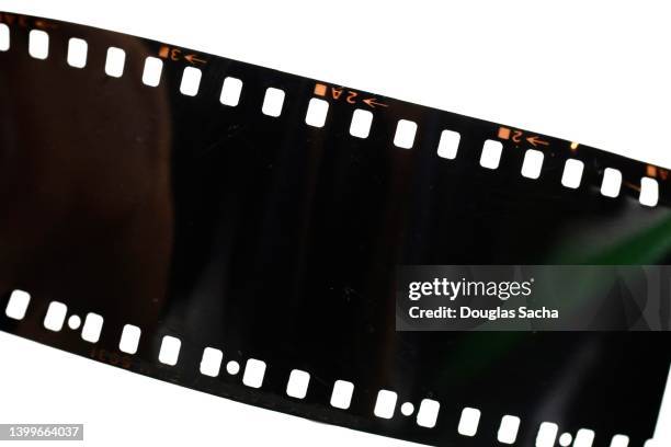 photography film negatives on 35 mm film - 35 mm film stock-fotos und bilder