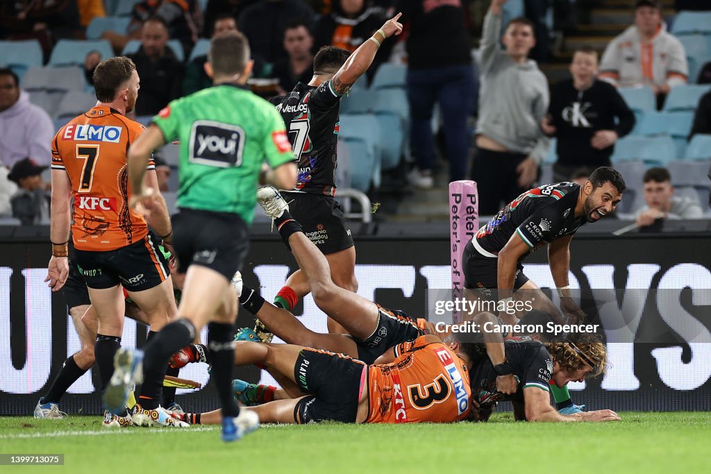 NRL Rd 12 - Rabbitohs v Wests Tigers