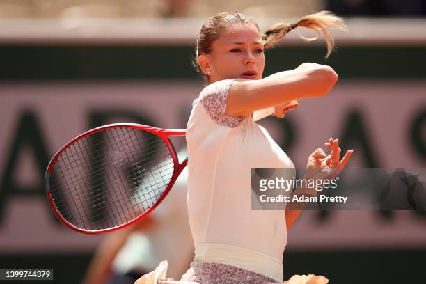 Camila Giorgi of Italy plays a forehand against Aryna Sabalenka during the Women's Singles Third Round match on Day 7 of The 2022 French Open at...