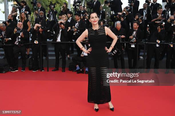 Amira Casar attends the closing ceremony red carpet for the 75th annual Cannes film festival at Palais des Festivals on May 28, 2022 in Cannes,...