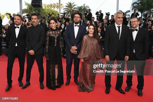 The cast of "Holy Spider" Sol Bondy, Mehdi Bajestani, Zar Amir Ebrahimi, Farouzan Jamshidneajad, guest, Arash Ashtiani and Jacob Jarek attend the...