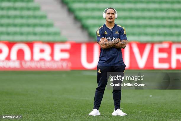 Aaron Smith of the Highlanders looks on ahead of the round 15 Super Rugby Pacific match between the Melbourne Rebels and the Highlanders at AAMI Park...