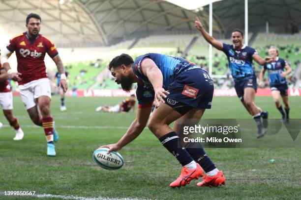 Young Tonumaipea of the Rebels scores a try during the round 15 Super Rugby Pacific match between the Melbourne Rebels and the Highlanders at AAMI...